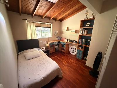Apartamento de 4 alcobas en venta en El Poblado, Medellín, 156 m² · foto 19 de 20