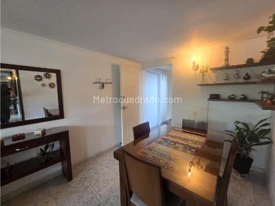 Apartamento de 3 alcobas en venta en El Poblado, Medellín, 74 m² · foto 19 de 19