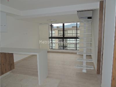 Apartaestudio en venta en Huertas, Cajicá, 46 m² · foto 2 de 14