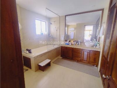 Casa de 4 alcobas en venta en Casco Urbano, La Calera, 300 m² · foto 10 de 17