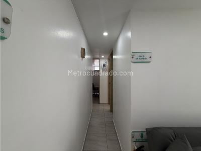 Apartamento de 3 alcobas en venta en Cabañas, Bello, 58 m² · foto 6 de 14