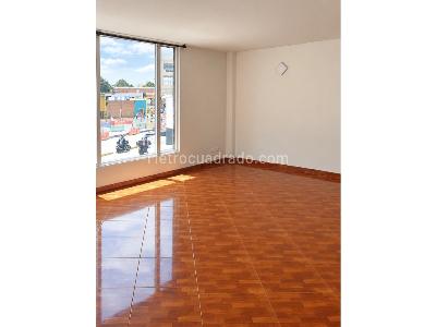 Apartamento de 4 alcobas en venta en Puentelargo, Bogotá, 103 m² · foto 3 de 19