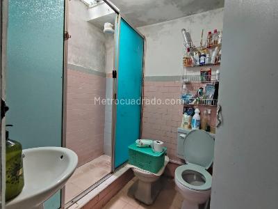 Casa de 5 alcobas en venta en Kennedy Central, Bogotá, 186 m² · foto 10 de 16