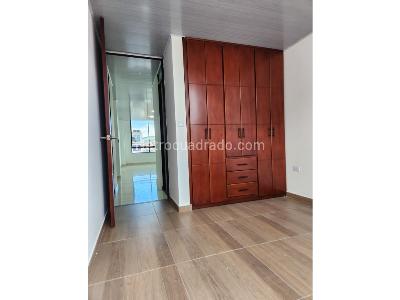 Apartamento de 2 alcobas en venta en Asis, Tunja, 67 m² · foto 7 de 14