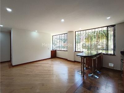 Apartamento de 2 alcobas en venta en Santa Bibiana, Bogotá, 67 m² · foto 3 de 14