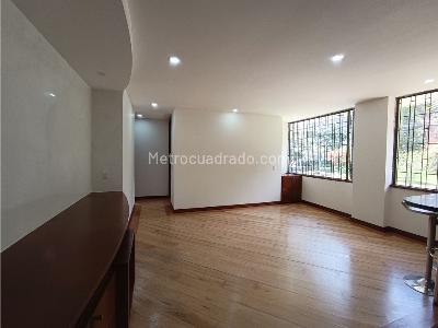 Apartamento de 2 alcobas en venta en Santa Bibiana, Bogotá, 67 m² · foto 4 de 14