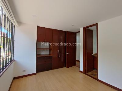Apartamento de 2 alcobas en venta en Santa Bibiana, Bogotá, 67 m² · foto 9 de 14