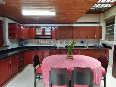 Casa de 5 alcobas en venta en Palermo, Bogotá, 418 m² · foto 17 de 20
