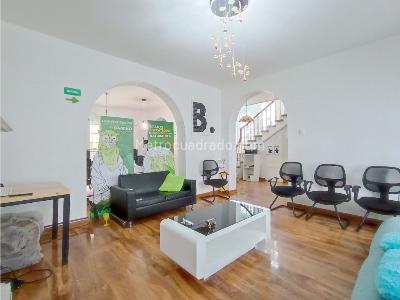 Casa de 5 alcobas en venta en San Luis, Bogotá, 297 m² · foto 7 de 20