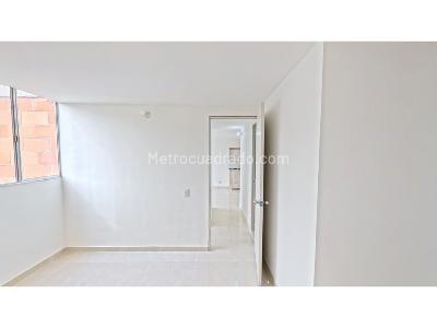 Apartamento de 2 alcobas en venta en La Gabriela, Bello, 41 m² · foto 8 de 18