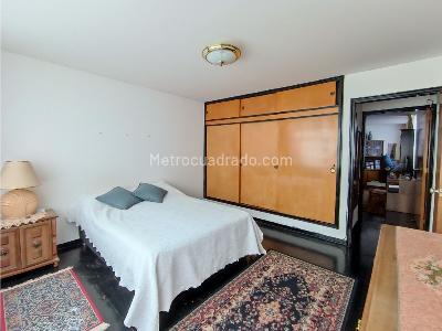 Apartamento de 3 alcobas en venta en Teusaquillo, Bogotá, 140 m² · foto 15 de 15