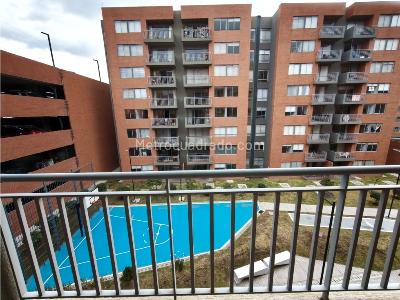 Apartamento en venta en Hacienda Alcala Cerezo, Mosquera · foto 9 de 20