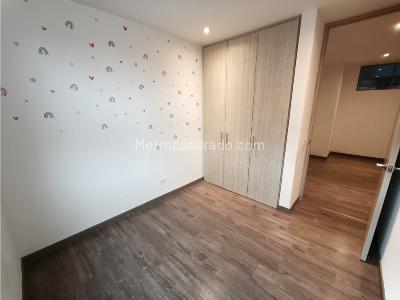 Apartamento en venta en Hacienda Alcala Cerezo, Mosquera · foto 16 de 20