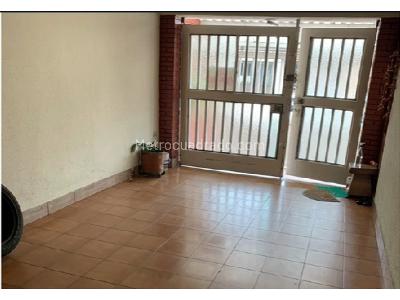 Casa en venta en Hipotecho, Bogotá · foto 3 de 16