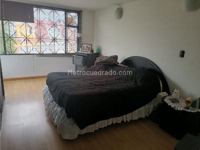 Casa de 4 alcobas en venta en Villa Claudia, Bogotá, 228 m² · foto 13 de 20