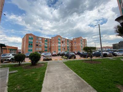 Apartamento de 3 alcobas en venta en Guicali, Funza, 45 m² · foto 2 de 18