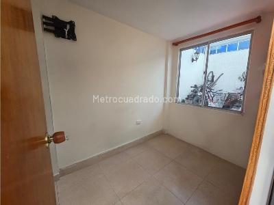 Casa de 4 alcobas en venta en El Hato, Funza, 59 m² · foto 10 de 18