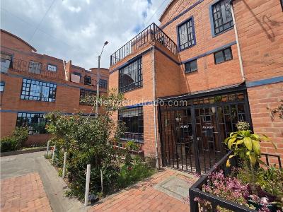 Casa de 3 alcobas en venta en Mexico, Funza, 84 m² · foto 3 de 20