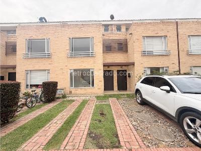 Casa de 3 alcobas en venta en La Balsa, Chía, 95 m² · foto 2 de 16