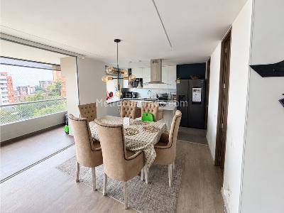 Casa de 3 alcobas en venta en La Inmaculada, Envigado, 140 m² · foto 4 de 14