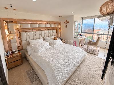 Casa de 3 alcobas en venta en La Inmaculada, Envigado, 140 m² · foto 5 de 14
