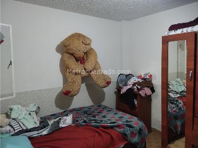 Casa de 5 alcobas en venta en Centro Fontibon, Bogotá, 300 m² · foto 11 de 20