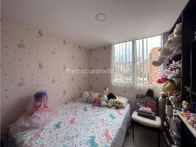 Apartamento de 3 alcobas en venta en Maria Auxiliadora, Sabaneta, 55 m² · foto 8 de 15