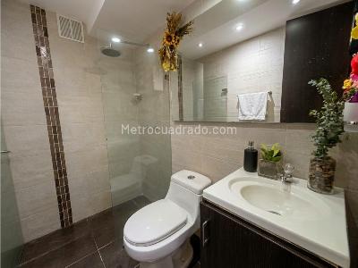 Apartamento de 3 alcobas en venta en Maria Auxiliadora, Sabaneta, 55 m² · foto 11 de 15
