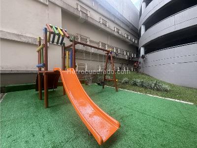 Apartamento de 3 alcobas en venta en Maria Auxiliadora, Sabaneta, 55 m² · foto 14 de 15