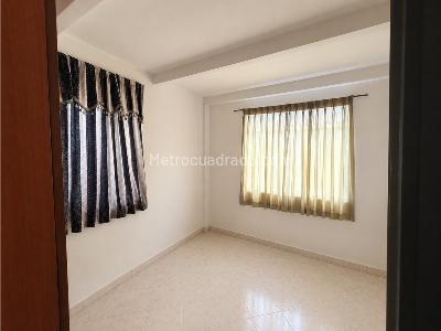 Apartamento en venta en Calasanz, Medellín · foto 5 de 18