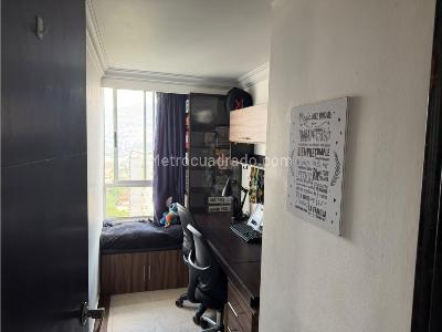 Apartamento de 1 alcoba en venta en Villa Hermosa, Medellín, 36 m² · foto 6 de 10