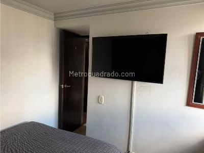 Apartamento de 1 alcoba en venta en Villa Hermosa, Medellín, 36 m² · foto 9 de 10