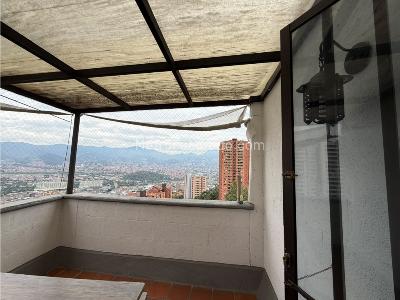 Apartamento de 3 alcobas en venta en El Poblado, Medellín, 102 m² · foto 13 de 20