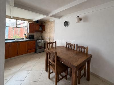 Apartamento de 3 alcobas en venta en El Poblado, Medellín, 102 m² · foto 3 de 20