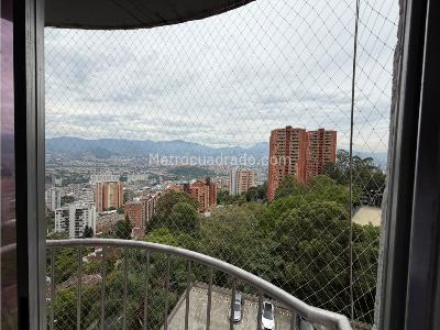 Apartamento de 3 alcobas en venta en El Poblado, Medellín, 102 m² · foto 8 de 20
