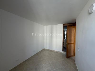 Apartamento en venta en Loma Del Indio, Medellín · foto 14 de 20