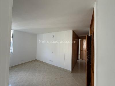 Apartamento en venta en Loma Del Indio, Medellín · foto 6 de 20