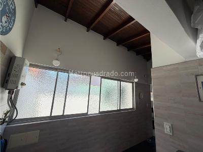 Apartamento de 2 alcobas en venta en Conquistadores, Medellín, 82 m² · foto 6 de 18