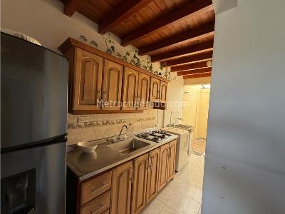 Apartamento en venta en Calasanz, Medellín · foto 5 de 18