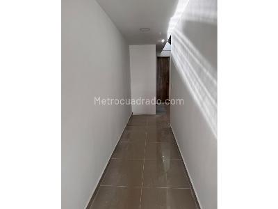 Apartamento de 3 alcobas en venta en Baririo, Medellín, 72 m² · foto 2 de 13