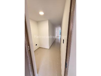 Apartamento de 3 alcobas en venta en Campo Valdés No. 1, Medellín, 69 m² · foto 10 de 10