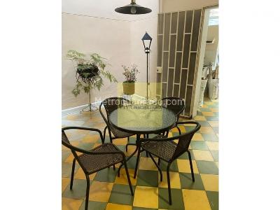 Casa de 5 alcobas en venta en Laureles, Medellín, 358 m² · foto 2 de 8