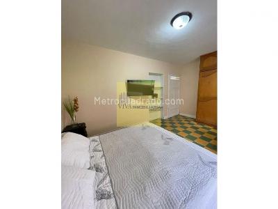 Casa de 5 alcobas en venta en Laureles, Medellín, 358 m² · foto 5 de 8