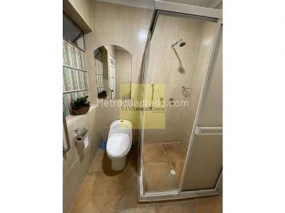 Casa de 5 alcobas en venta en Laureles, Medellín, 358 m² · foto 7 de 8