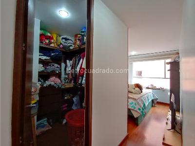 Apartamento de 3 alcobas en venta en Jose Joaquin Vargas, Bogotá, 82 m² · foto 10 de 15