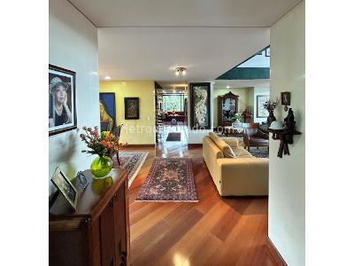 Apartamento de 3 alcobas en venta en Suba, Bogotá, 200 m² · foto 3 de 20