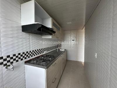 Apartamento de 3 alcobas en venta en Castilla, Bogotá, 53 m² · foto 2 de 18