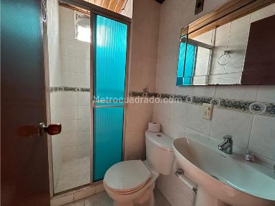 Apartamento de 3 alcobas en venta en Castilla, Bogotá, 53 m² · foto 5 de 18