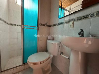 Apartamento de 3 alcobas en venta en Castilla, Bogotá, 53 m² · foto 16 de 18