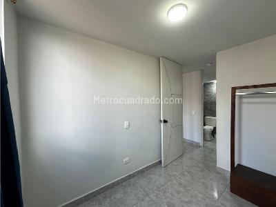 Apartamento de 3 alcobas en venta en El Recodo, Bogotá, 41 m² · foto 13 de 20